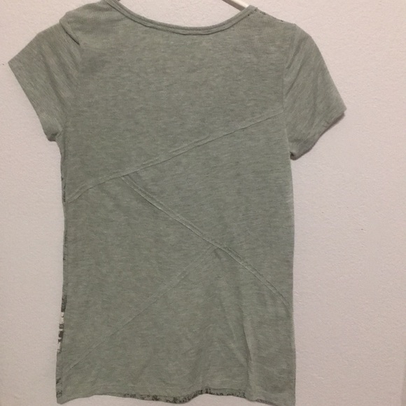 Maurice’s VINTAGE small grey Tee - Picture 5 of 5